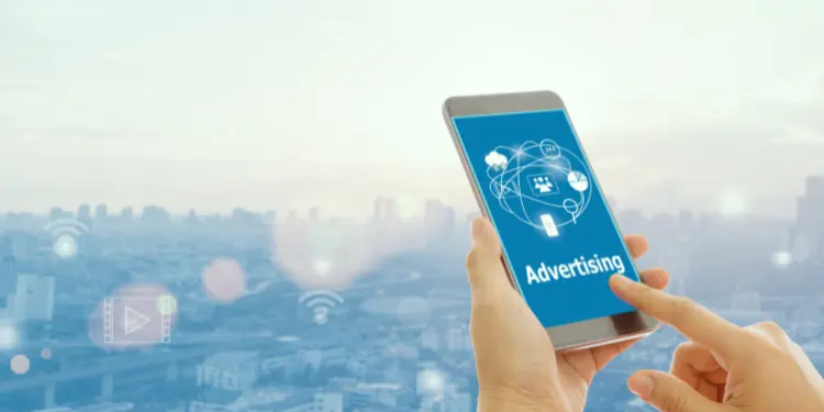 Advantages and Challenges of Google Ads and Social Media Ads