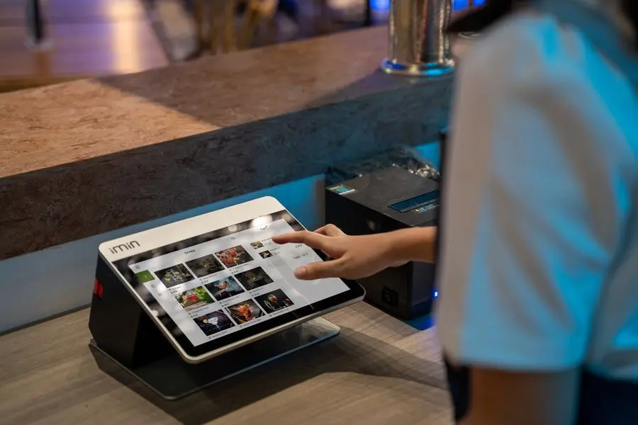 UIUX Design Trends Enhancing Customer Experience Across the UAE