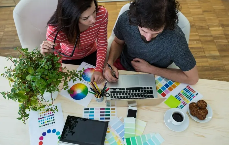 What Makes Web Glaze Services a Trusted Graphic Design Partner
